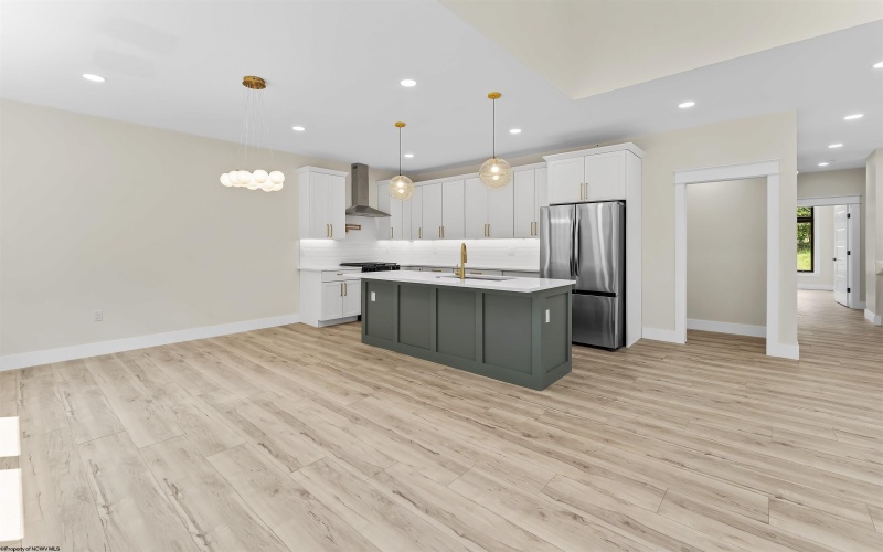 112 Tivoli Garden Drive, Morgantown, West Virginia 26508, 4 Bedrooms Bedrooms, 9 Rooms Rooms,4 BathroomsBathrooms,Single Family Attached,For Sale,Tivoli Garden,10163193