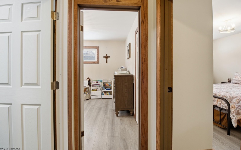 1829 Crooked Run Road, Clarksburg, West Virginia 26301, 2 Bedrooms Bedrooms, 5 Rooms Rooms,1 BathroomBathrooms,Single Family Detached,For Sale,Crooked Run,10163197