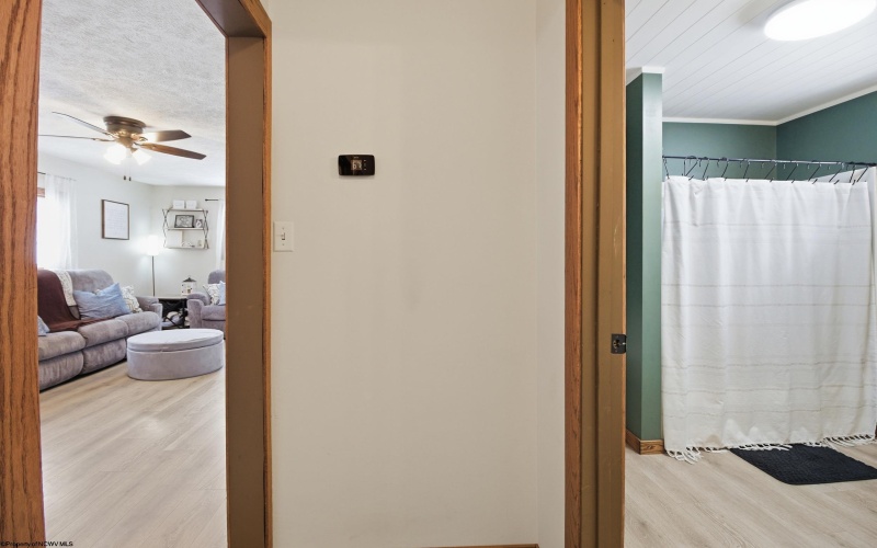 1829 Crooked Run Road, Clarksburg, West Virginia 26301, 2 Bedrooms Bedrooms, 5 Rooms Rooms,1 BathroomBathrooms,Single Family Detached,For Sale,Crooked Run,10163197