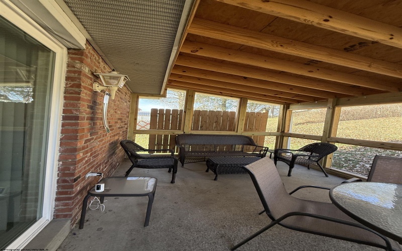 16 Crestview Terrace, Bridgeport, West Virginia 26330, 2 Bedrooms Bedrooms, 4 Rooms Rooms,2 BathroomsBathrooms,Single Family Detached,For Sale,Crestview,10163189