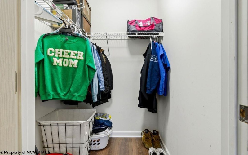 210 Summit Street, Bridgeport, West Virginia 26330, 3 Bedrooms Bedrooms, 5 Rooms Rooms,2 BathroomsBathrooms,Single Family Detached,For Sale,Summit,10163190 210 Summit Street, Bridgeport, West Virginia 26330, 3 Bedrooms Bedrooms, 5 Rooms Rooms,2 BathroomsBathrooms,Single Family Detached,For Sale,Summit,10163190