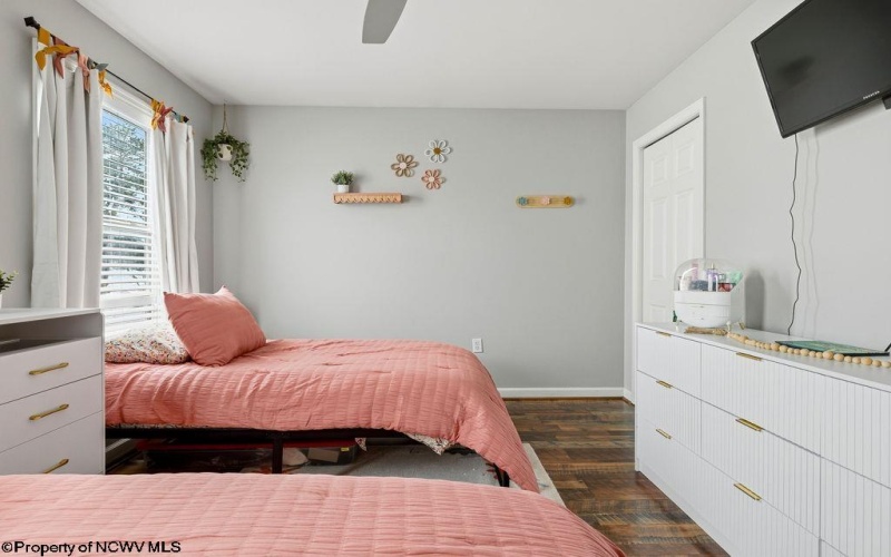 210 Summit Street, Bridgeport, West Virginia 26330, 3 Bedrooms Bedrooms, 5 Rooms Rooms,2 BathroomsBathrooms,Single Family Detached,For Sale,Summit,10163190 210 Summit Street, Bridgeport, West Virginia 26330, 3 Bedrooms Bedrooms, 5 Rooms Rooms,2 BathroomsBathrooms,Single Family Detached,For Sale,Summit,10163190