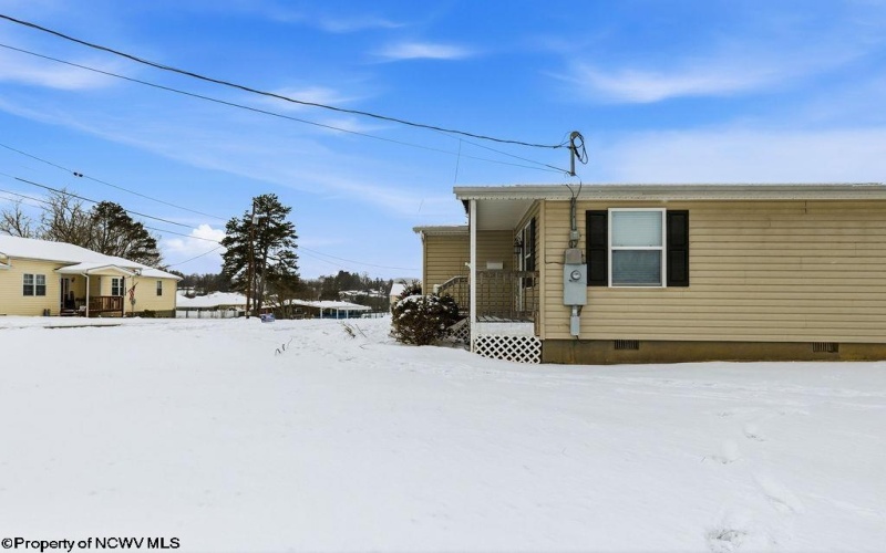 210 Summit Street, Bridgeport, West Virginia 26330, 3 Bedrooms Bedrooms, 5 Rooms Rooms,2 BathroomsBathrooms,Single Family Detached,For Sale,Summit,10163190 210 Summit Street, Bridgeport, West Virginia 26330, 3 Bedrooms Bedrooms, 5 Rooms Rooms,2 BathroomsBathrooms,Single Family Detached,For Sale,Summit,10163190