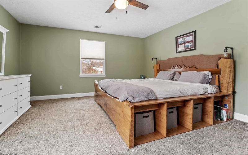 68 Loch Haven Drive, Morgantown, West Virginia 26508, 3 Bedrooms Bedrooms, 8 Rooms Rooms,2 BathroomsBathrooms,Single Family Detached,For Sale,Loch Haven,10163191