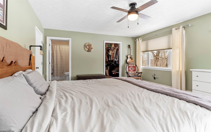 68 Loch Haven Drive, Morgantown, West Virginia 26508, 3 Bedrooms Bedrooms, 8 Rooms Rooms,2 BathroomsBathrooms,Single Family Detached,For Sale,Loch Haven,10163191