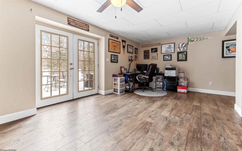 68 Loch Haven Drive, Morgantown, West Virginia 26508, 3 Bedrooms Bedrooms, 8 Rooms Rooms,2 BathroomsBathrooms,Single Family Detached,For Sale,Loch Haven,10163191