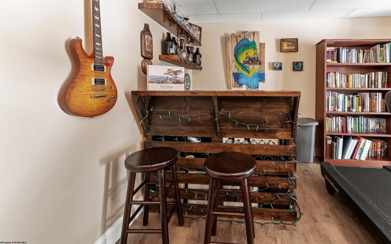 68 Loch Haven Drive, Morgantown, West Virginia 26508, 3 Bedrooms Bedrooms, 8 Rooms Rooms,2 BathroomsBathrooms,Single Family Detached,For Sale,Loch Haven,10163191