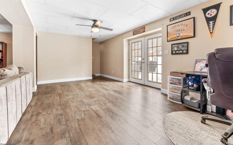 68 Loch Haven Drive, Morgantown, West Virginia 26508, 3 Bedrooms Bedrooms, 8 Rooms Rooms,2 BathroomsBathrooms,Single Family Detached,For Sale,Loch Haven,10163191