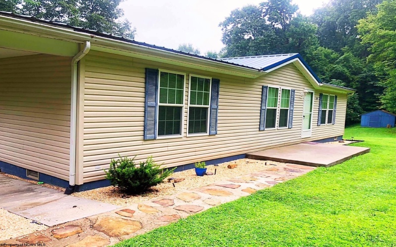 104 Silver Maple Lane, Buckhannon, West Virginia 26201-0000, 3 Bedrooms Bedrooms, 6 Rooms Rooms,2 BathroomsBathrooms,Single Family Detached,For Sale,Silver Maple,10163200 104 Silver Maple Lane, Buckhannon, West Virginia 26201-0000, 3 Bedrooms Bedrooms, 6 Rooms Rooms,2 BathroomsBathrooms,Single Family Detached,For Sale,Silver Maple,10163200