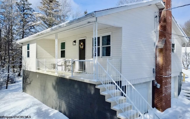 777 Nicholson Loop, Morgantown, West Virginia 26508, 4 Bedrooms Bedrooms, 8 Rooms Rooms,2 BathroomsBathrooms,Single Family Detached,For Sale,Nicholson,10163203