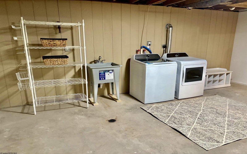 777 Nicholson Loop, Morgantown, West Virginia 26508, 4 Bedrooms Bedrooms, 8 Rooms Rooms,2 BathroomsBathrooms,Single Family Detached,For Sale,Nicholson,10163203