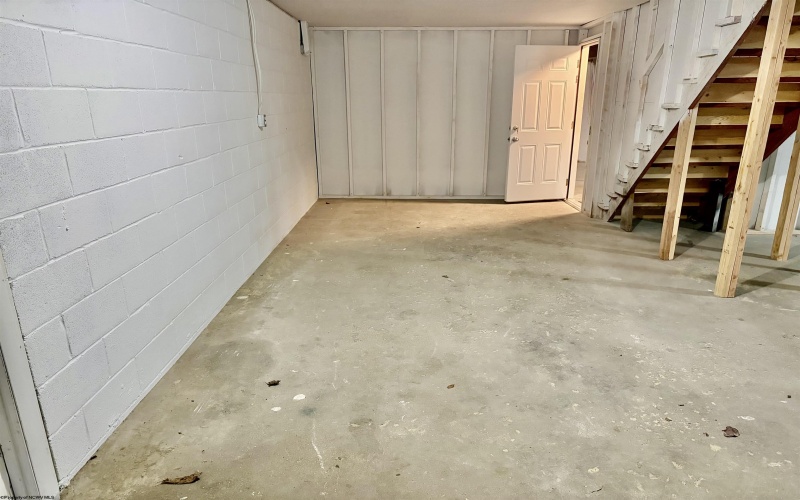 777 Nicholson Loop, Morgantown, West Virginia 26508, 4 Bedrooms Bedrooms, 8 Rooms Rooms,2 BathroomsBathrooms,Single Family Detached,For Sale,Nicholson,10163203