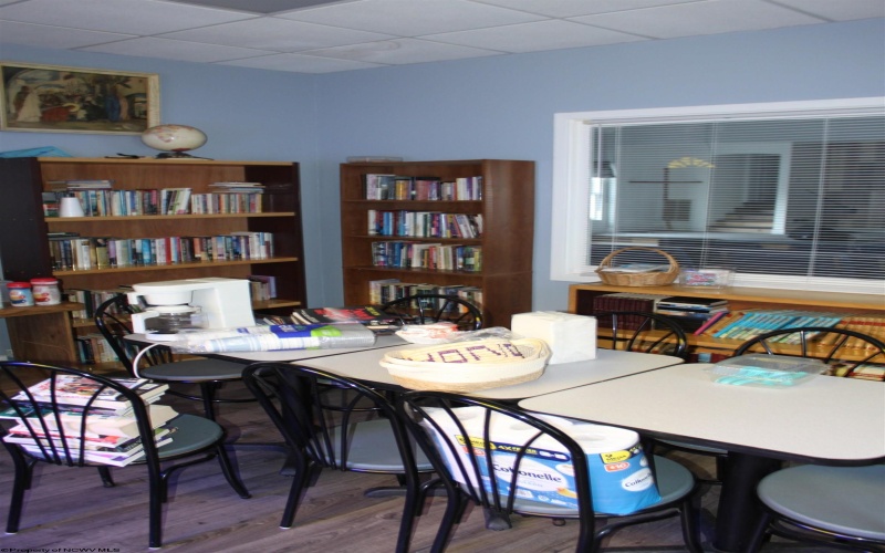 129 McGraw Avenue, Webster Springs, West Virginia 26288, ,Multi-unit/income,For Sale,McGraw,10163205