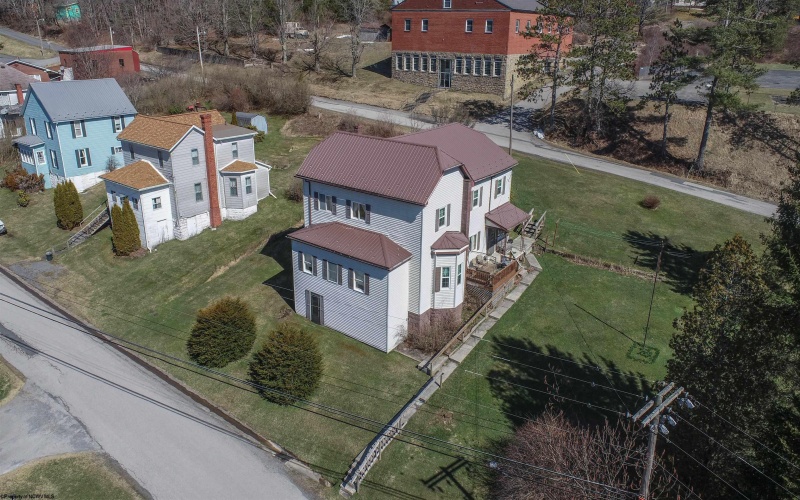 70 Brown Street, Thomas, West Virginia 26292, 5 Bedrooms Bedrooms, 15 Rooms Rooms,2 BathroomsBathrooms,Single Family Detached,For Sale,Brown,10163204