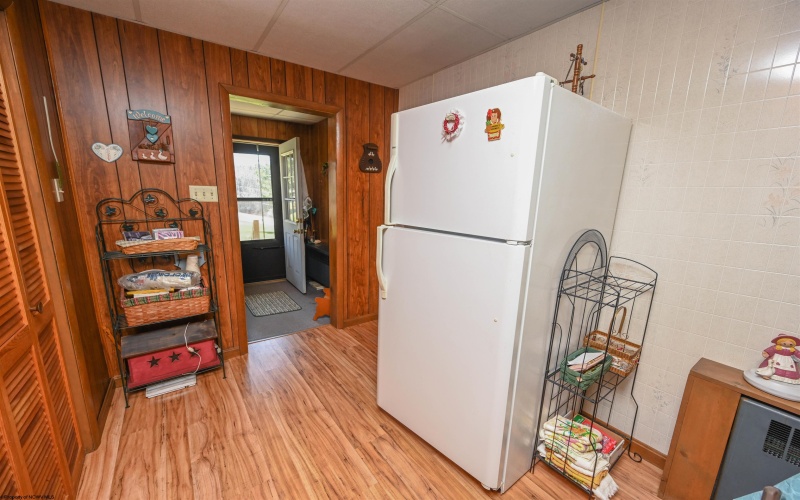 70 Brown Street, Thomas, West Virginia 26292, 5 Bedrooms Bedrooms, 15 Rooms Rooms,2 BathroomsBathrooms,Single Family Detached,For Sale,Brown,10163204