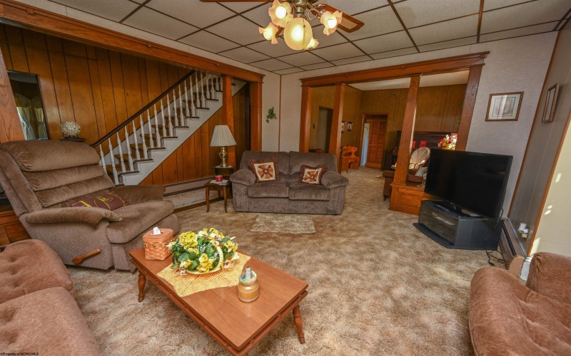 70 Brown Street, Thomas, West Virginia 26292, 5 Bedrooms Bedrooms, 15 Rooms Rooms,2 BathroomsBathrooms,Single Family Detached,For Sale,Brown,10163204