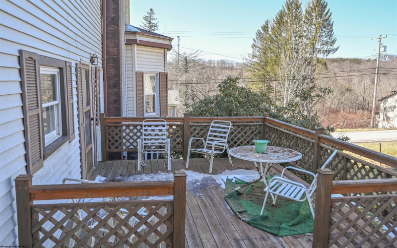 70 Brown Street, Thomas, West Virginia 26292, 5 Bedrooms Bedrooms, 15 Rooms Rooms,2 BathroomsBathrooms,Single Family Detached,For Sale,Brown,10163204