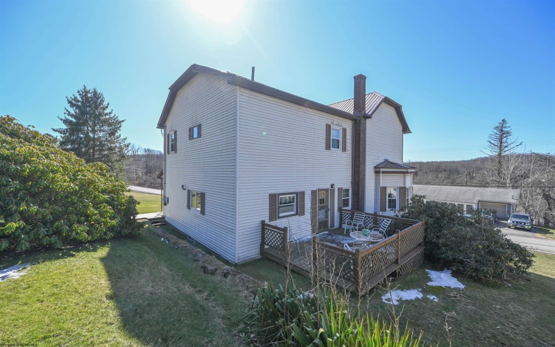 70 Brown Street, Thomas, West Virginia 26292, 5 Bedrooms Bedrooms, 15 Rooms Rooms,2 BathroomsBathrooms,Single Family Detached,For Sale,Brown,10163204