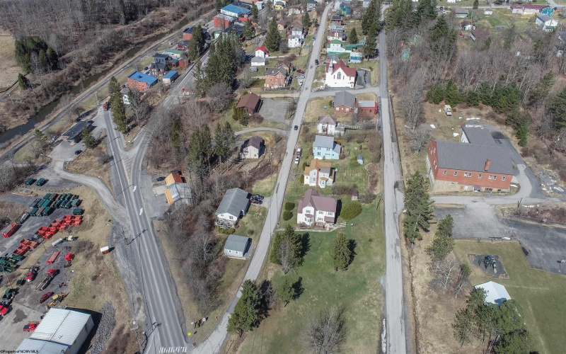 70 Brown Street, Thomas, West Virginia 26292, 5 Bedrooms Bedrooms, 15 Rooms Rooms,2 BathroomsBathrooms,Single Family Detached,For Sale,Brown,10163204