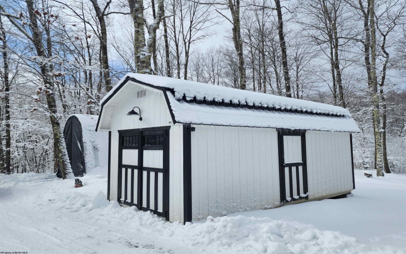 374 Country Mile Road, Kingwood, West Virginia 26537, 3 Bedrooms Bedrooms, 5 Rooms Rooms,1 BathroomBathrooms,Single Family Detached,For Sale,Country Mile,10163207