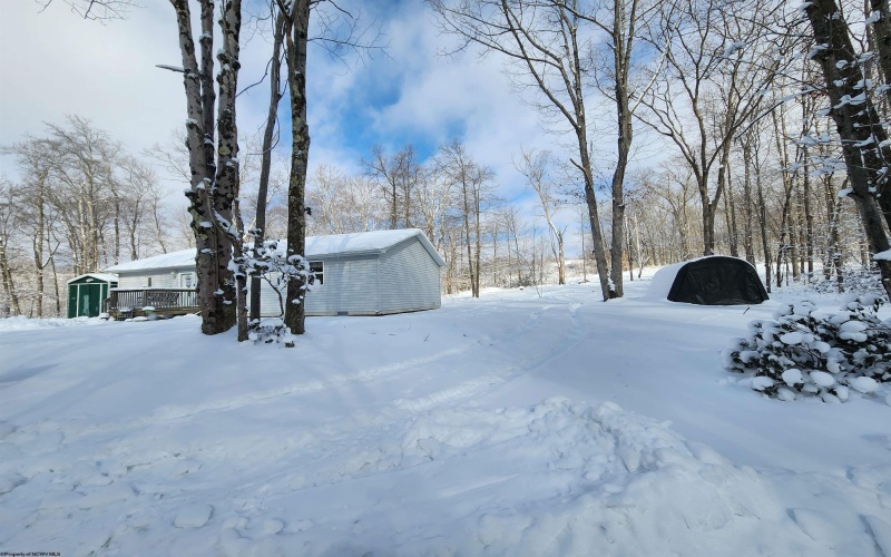 374 Country Mile Road, Kingwood, West Virginia 26537, 3 Bedrooms Bedrooms, 5 Rooms Rooms,1 BathroomBathrooms,Single Family Detached,For Sale,Country Mile,10163207