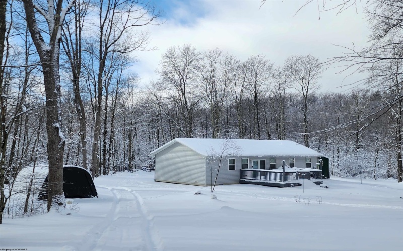 374 Country Mile Road, Kingwood, West Virginia 26537, 3 Bedrooms Bedrooms, 5 Rooms Rooms,1 BathroomBathrooms,Single Family Detached,For Sale,Country Mile,10163207