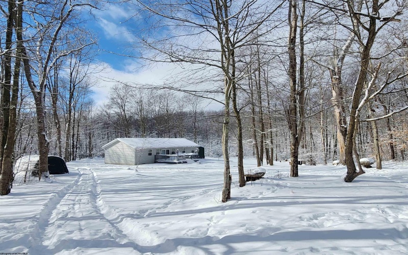 374 Country Mile Road, Kingwood, West Virginia 26537, 3 Bedrooms Bedrooms, 5 Rooms Rooms,1 BathroomBathrooms,Single Family Detached,For Sale,Country Mile,10163207