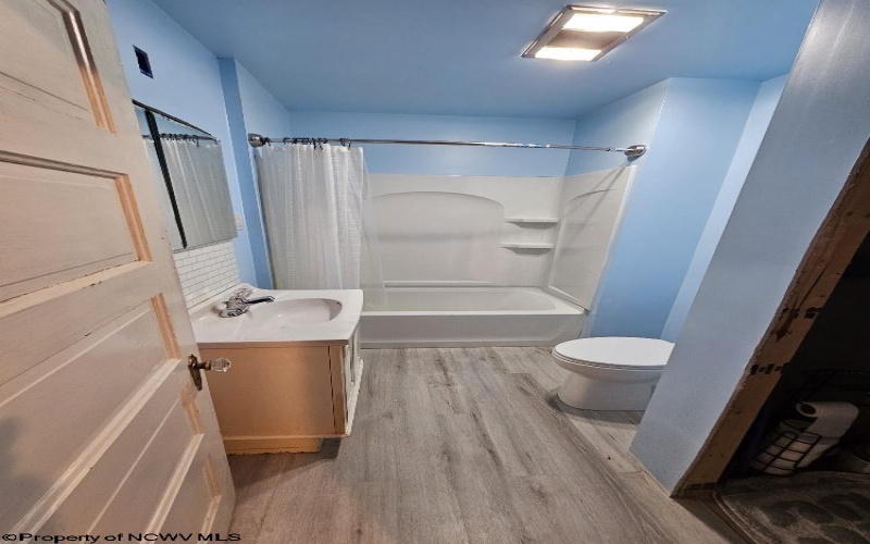 193 Main Street, Salem, West Virginia 26426, 4 Bedrooms Bedrooms, 8 Rooms Rooms,1 BathroomBathrooms,Single Family Detached,For Sale,Main,10157059