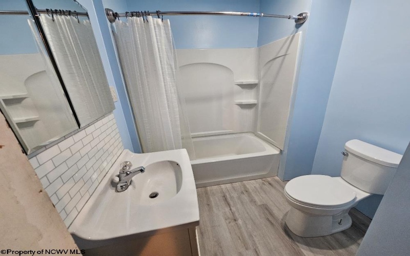 193 Main Street, Salem, West Virginia 26426, 4 Bedrooms Bedrooms, 8 Rooms Rooms,1 BathroomBathrooms,Single Family Detached,For Sale,Main,10157059