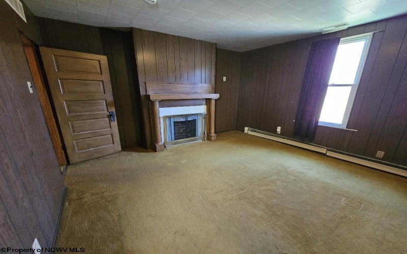 193 Main Street, Salem, West Virginia 26426, 4 Bedrooms Bedrooms, 8 Rooms Rooms,1 BathroomBathrooms,Single Family Detached,For Sale,Main,10157059