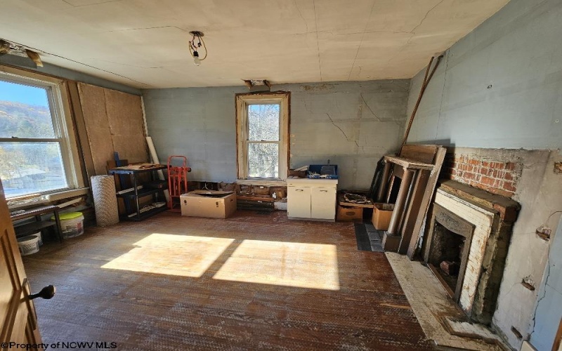 193 Main Street, Salem, West Virginia 26426, 4 Bedrooms Bedrooms, 8 Rooms Rooms,1 BathroomBathrooms,Single Family Detached,For Sale,Main,10157059