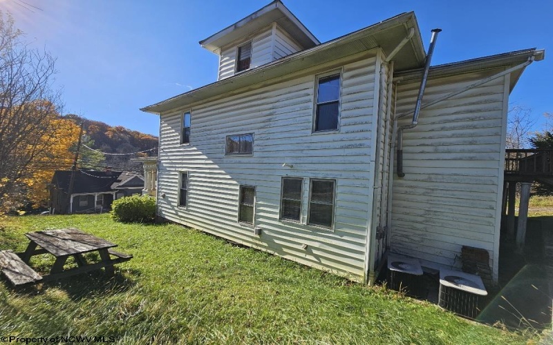 193 Main Street, Salem, West Virginia 26426, 4 Bedrooms Bedrooms, 8 Rooms Rooms,1 BathroomBathrooms,Single Family Detached,For Sale,Main,10157059