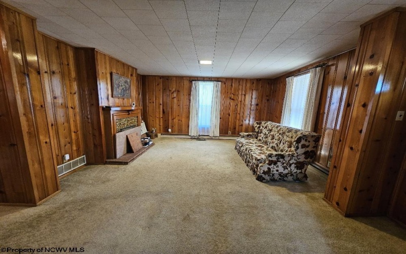 193 Main Street, Salem, West Virginia 26426, 4 Bedrooms Bedrooms, 8 Rooms Rooms,1 BathroomBathrooms,Single Family Detached,For Sale,Main,10157059