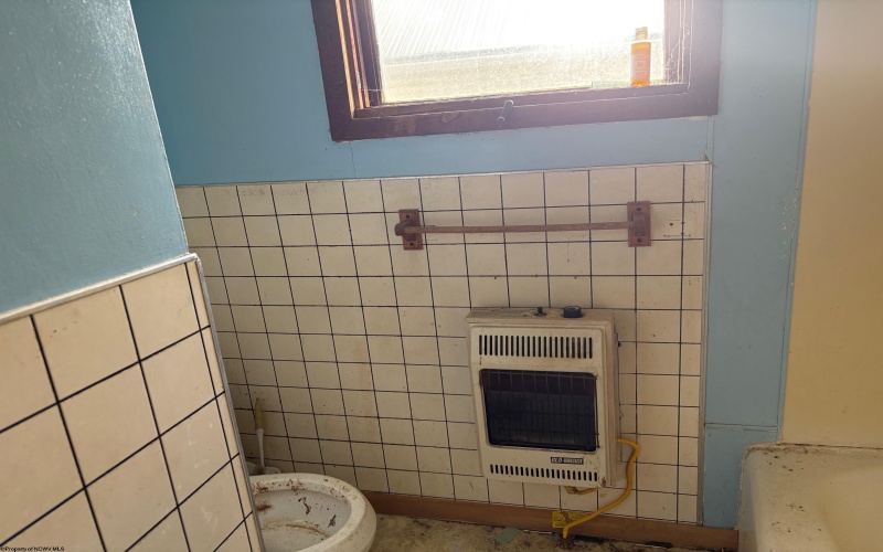 117 Brown Avenue, Weston, West Virginia 26452, 2 Bedrooms Bedrooms, 5 Rooms Rooms,1 BathroomBathrooms,Single Family Attached,For Sale,Brown,10161305 117 Brown Avenue, Weston, West Virginia 26452, 2 Bedrooms Bedrooms, 5 Rooms Rooms,1 BathroomBathrooms,Single Family Attached,For Sale,Brown,10161305