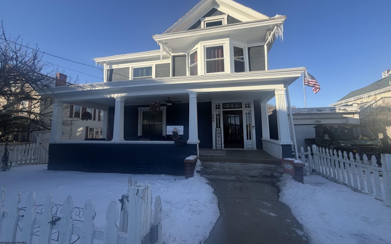 300 Meigs Avenue, Clarksburg, West Virginia 26301, 4 Bedrooms Bedrooms, 10 Rooms Rooms,2 BathroomsBathrooms,Single Family Detached,For Sale,Meigs,10163223 300 Meigs Avenue, Clarksburg, West Virginia 26301, 4 Bedrooms Bedrooms, 10 Rooms Rooms,2 BathroomsBathrooms,Single Family Detached,For Sale,Meigs,10163223