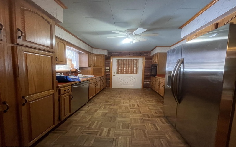 3089 State Street, Gassaway, West Virginia 26624, 3 Bedrooms Bedrooms, 6 Rooms Rooms,2 BathroomsBathrooms,Single Family Detached,For Sale,State,10163222