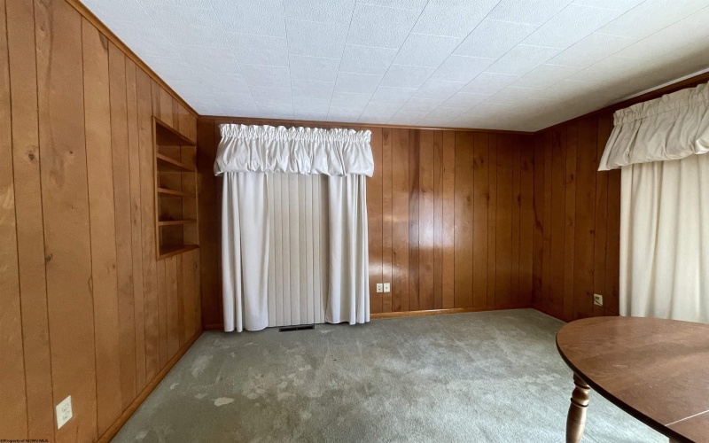 3089 State Street, Gassaway, West Virginia 26624, 3 Bedrooms Bedrooms, 6 Rooms Rooms,2 BathroomsBathrooms,Single Family Detached,For Sale,State,10163222