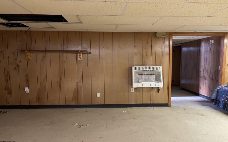 3089 State Street, Gassaway, West Virginia 26624, 3 Bedrooms Bedrooms, 6 Rooms Rooms,2 BathroomsBathrooms,Single Family Detached,For Sale,State,10163222