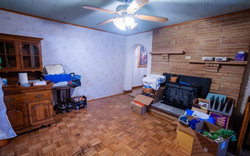 3089 State Street, Gassaway, West Virginia 26624, 3 Bedrooms Bedrooms, 6 Rooms Rooms,2 BathroomsBathrooms,Single Family Detached,For Sale,State,10163222