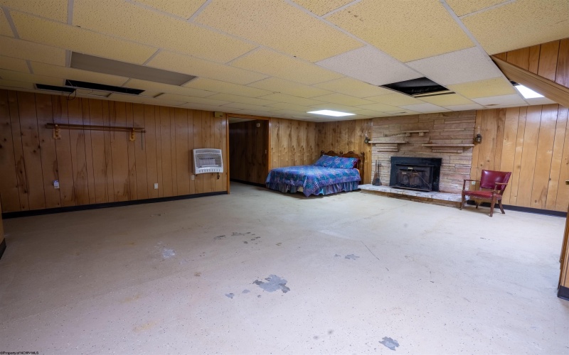 3089 State Street, Gassaway, West Virginia 26624, 3 Bedrooms Bedrooms, 6 Rooms Rooms,2 BathroomsBathrooms,Single Family Detached,For Sale,State,10163222