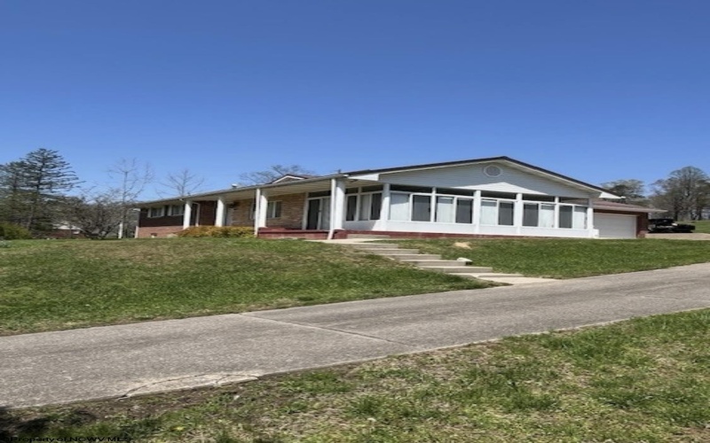 3089 State Street, Gassaway, West Virginia 26624, 3 Bedrooms Bedrooms, 6 Rooms Rooms,2 BathroomsBathrooms,Single Family Detached,For Sale,State,10163222