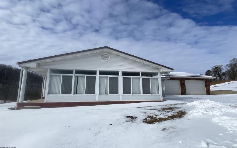 3089 State Street, Gassaway, West Virginia 26624, 3 Bedrooms Bedrooms, 6 Rooms Rooms,2 BathroomsBathrooms,Single Family Detached,For Sale,State,10163222