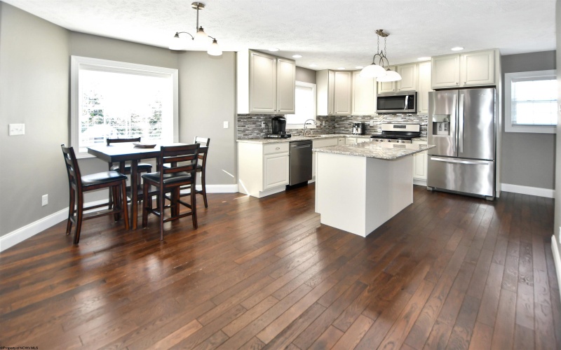 138 Canto Drive, Morgantown, West Virginia 26508, 3 Bedrooms Bedrooms, 7 Rooms Rooms,2 BathroomsBathrooms,Single Family Detached,For Sale,Canto,10163211