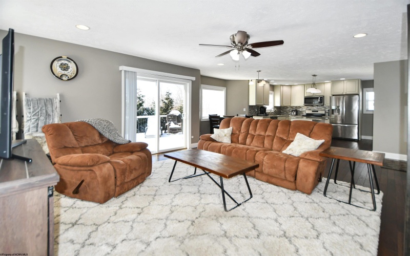 138 Canto Drive, Morgantown, West Virginia 26508, 3 Bedrooms Bedrooms, 7 Rooms Rooms,2 BathroomsBathrooms,Single Family Detached,For Sale,Canto,10163211