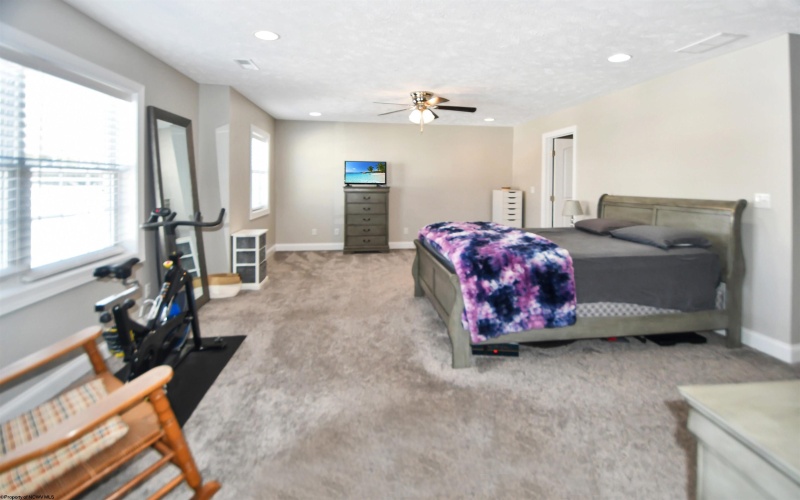 138 Canto Drive, Morgantown, West Virginia 26508, 3 Bedrooms Bedrooms, 7 Rooms Rooms,2 BathroomsBathrooms,Single Family Detached,For Sale,Canto,10163211