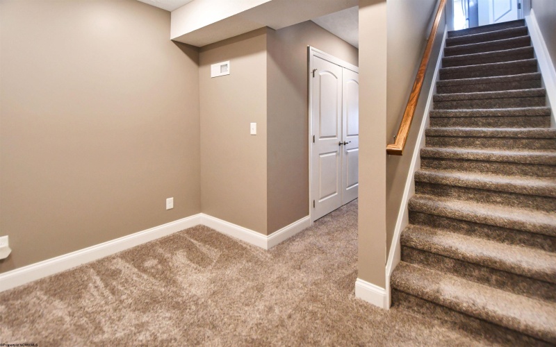 138 Canto Drive, Morgantown, West Virginia 26508, 3 Bedrooms Bedrooms, 7 Rooms Rooms,2 BathroomsBathrooms,Single Family Detached,For Sale,Canto,10163211