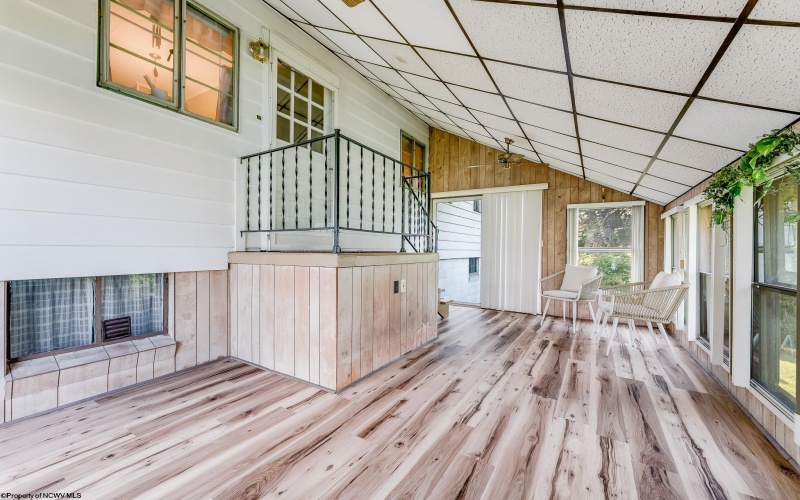 3356 Collins Ferry Road, Morgantown, West Virginia 26505, 3 Bedrooms Bedrooms, 8 Rooms Rooms,2 BathroomsBathrooms,Single Family Detached,For Sale,Collins Ferry,10160821