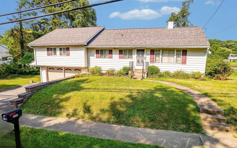 3356 Collins Ferry Road, Morgantown, West Virginia 26505, 3 Bedrooms Bedrooms, 8 Rooms Rooms,2 BathroomsBathrooms,Single Family Detached,For Sale,Collins Ferry,10160821