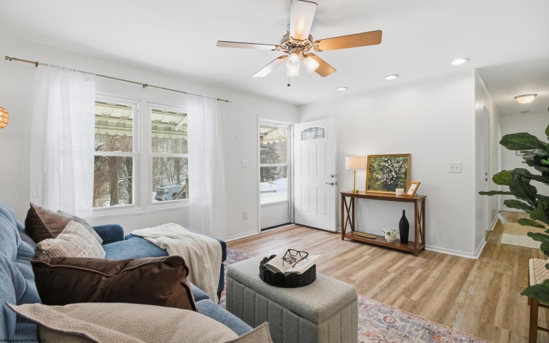 1237 Bellaire Street, Fairmont, West Virginia 26554, 3 Bedrooms Bedrooms, 5 Rooms Rooms,1 BathroomBathrooms,Single Family Detached,For Sale,Bellaire,10163218 1237 Bellaire Street, Fairmont, West Virginia 26554, 3 Bedrooms Bedrooms, 5 Rooms Rooms,1 BathroomBathrooms,Single Family Detached,For Sale,Bellaire,10163218