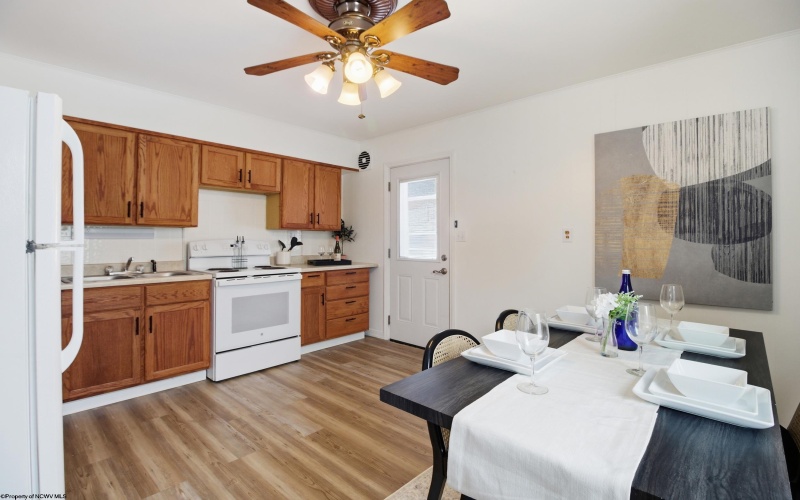 1237 Bellaire Street, Fairmont, West Virginia 26554, 3 Bedrooms Bedrooms, 5 Rooms Rooms,1 BathroomBathrooms,Single Family Detached,For Sale,Bellaire,10163218 1237 Bellaire Street, Fairmont, West Virginia 26554, 3 Bedrooms Bedrooms, 5 Rooms Rooms,1 BathroomBathrooms,Single Family Detached,For Sale,Bellaire,10163218